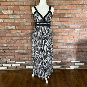 Black and White Printed Maxi Dress with Black Trim - Statement Piece! - Sz M